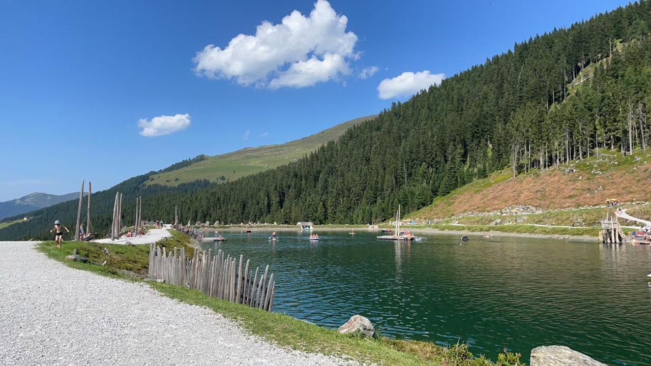 Apart Mountain Удернс Екстериор снимка